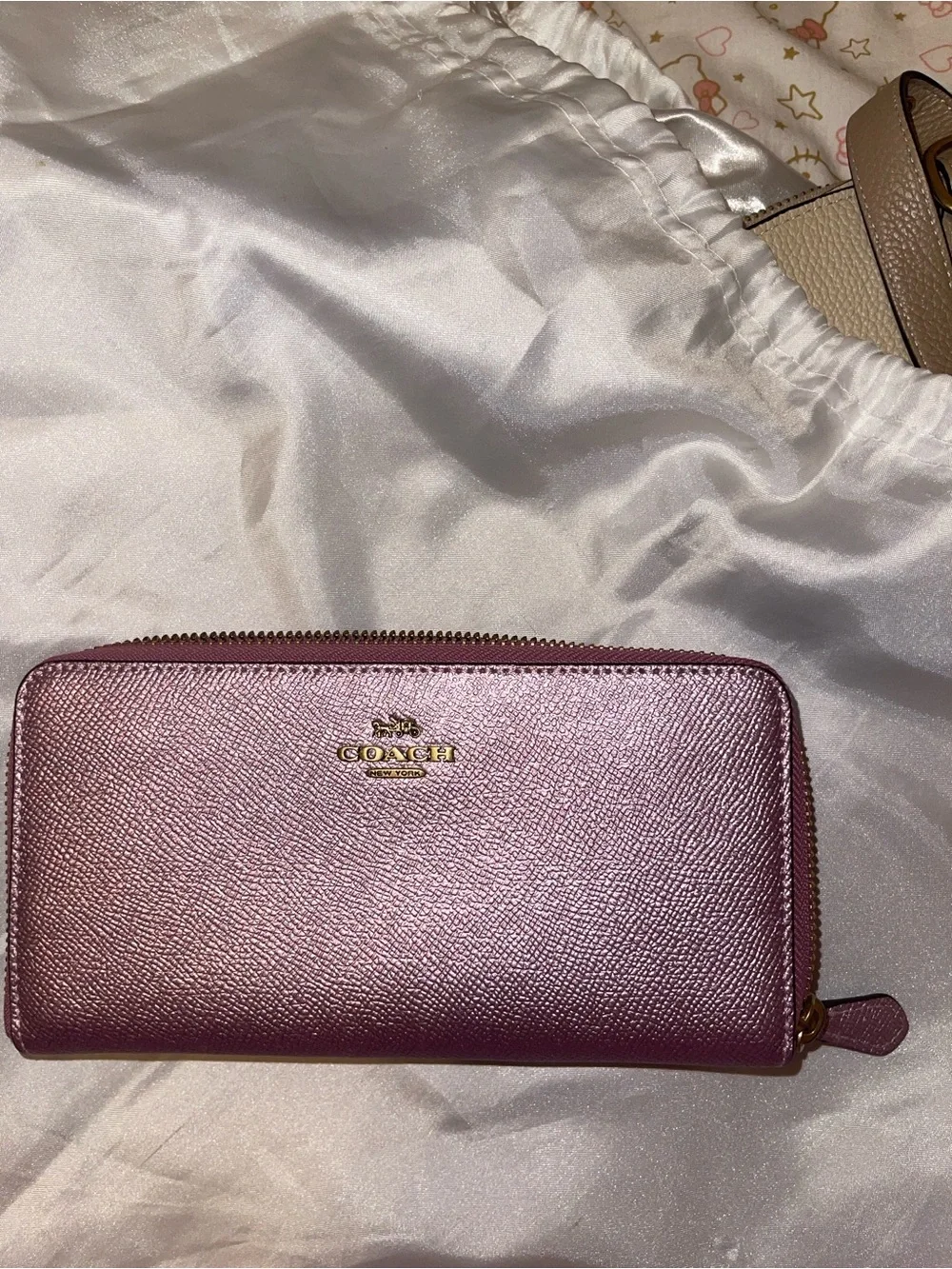 Coach Metallic Tulip Pink Long Zip Around Wallet 👛🌷💞👛🌷💞